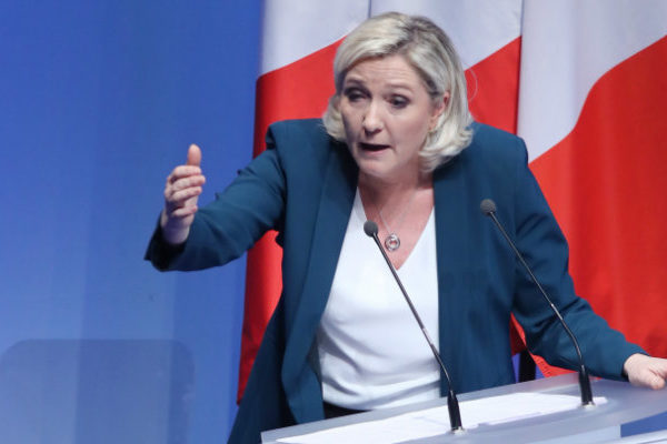 Ultraderechista Marine Le Pen se «desdiaboliza» y parece acercarse a la presidencia de Francia