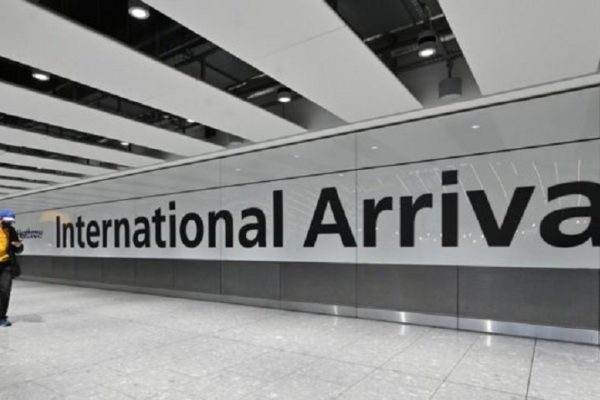Reino Unido simplifica sus restricciones para impulsar viajes internacionales
