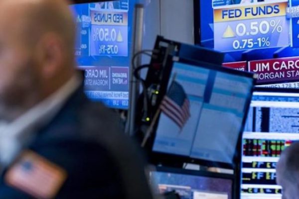 Wall Street abre en rojo y el Dow Jones baja 0,69 %