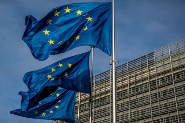 Países de la UE pactan nuevas normas para gestionar crisis en bancos pequeños