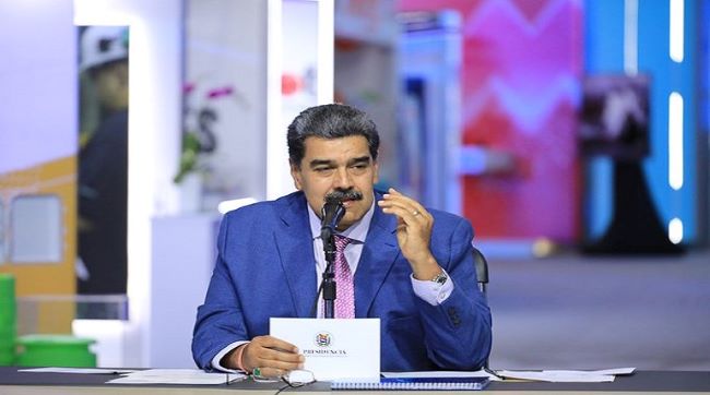 Nicolás Maduro anunció exoneración de impuestos de importación y tasas aduaneras a empresas de telecomunicaciones.