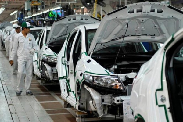 Tailandia anuncia grandes inversiones japonesas para fabricar vehículos eléctricos
