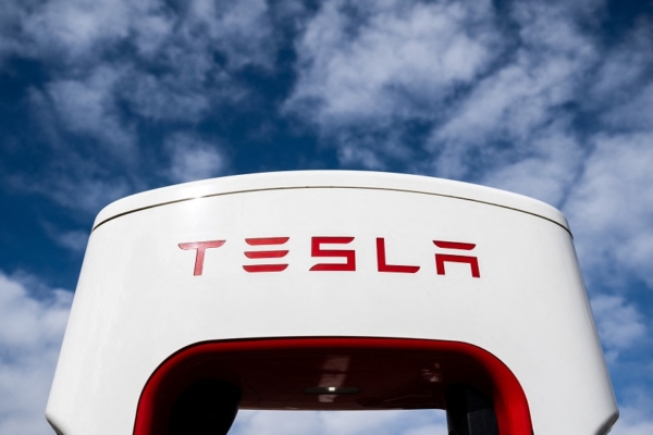 Tesla comienza a construir su segunda megafábrica de baterías en Shanghái
