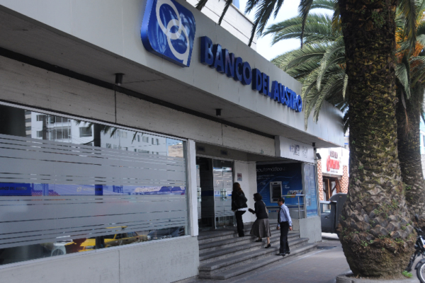 Banco de Ecuador promueve primera emisión de bonos azules en mercado de valores de Panamá