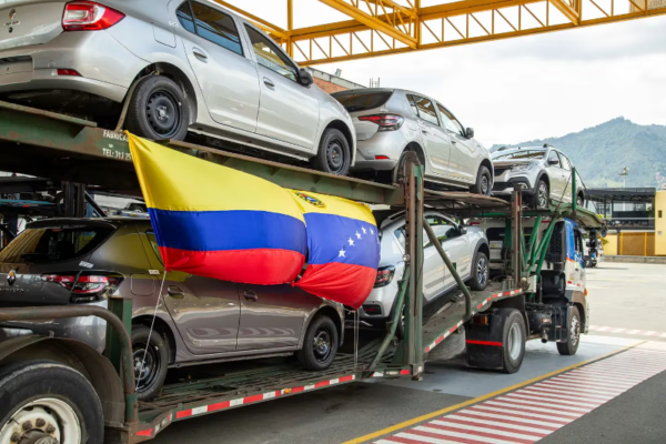 Bloomberg: Las razones del regreso de Renault para volver al mercado venezolano