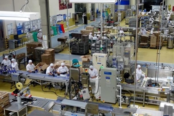 Producción industrial en Colombia subió 2,1% en abril, impulsada por las manufacturas