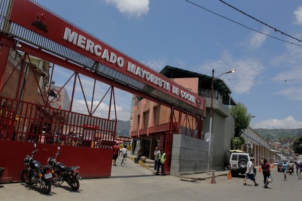 Mercados municipales de Caracas inician operaciones en su horario habitual desde este #1Ago (+comunicado)