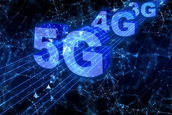 Autorizan oferta pública para implementar tecnología 5G: «Sector telecomunicaciones crece y se expande»