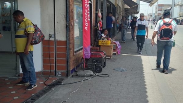 Comerciantes en Anzoátegui advierten constantes alzas en tarifas de electricidad