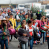 Caravana migrante alista salida para iniciar caminata desde la frontera sur de México hasta EEUU