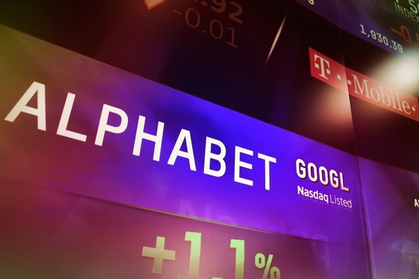 Alphabet gana 73.582 millones de dólares hasta octubre, un 38% más interanual