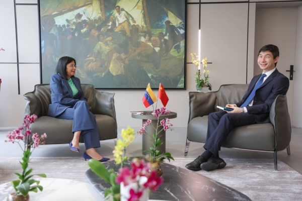 Venezuela y China abogan por la creación conjunta de un «nuevo orden político y económico»