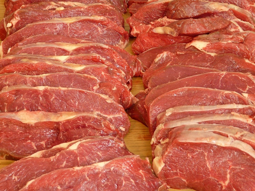 Productores garantizan abastecimiento de carne de cerdo para la temporada navideña