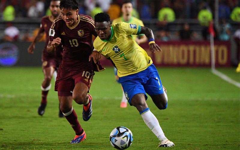 Seguimos invictos en casa: Venezuela le planta cara a Brasil y logra un empate heroico 1-1