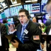 Wall Street arroja ganancias semanales gracias a los datos económicos y el ‘efecto Trump’