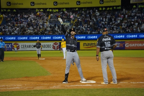 Leones del Caracas pasó la página y derrotó a Magallanes en su propio terreno