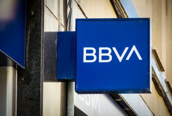 BBVA México prevé riesgos de recesión para EE.UU. ante las deportaciones masivas de Trump