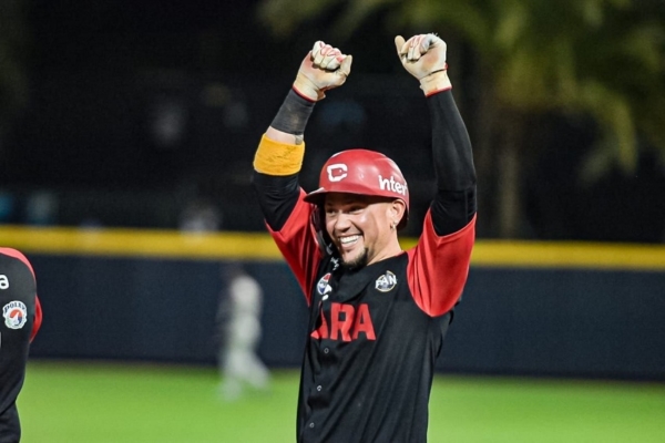 Cardenales se llevó los tres duelos en Margarita y puso en jaque la serie final