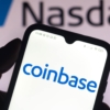 Comisión de Bolsa y Valores de EE.UU. retira su demanda contra el gigante cripto Coinbase