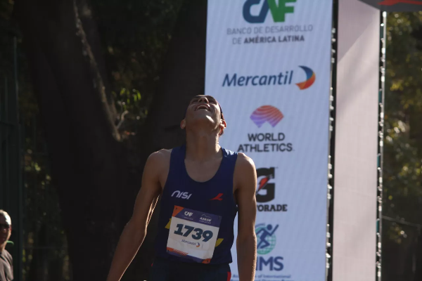 Nuevamente Mercantil fomenta el deporte sostenible con el Maratón CAF 2025