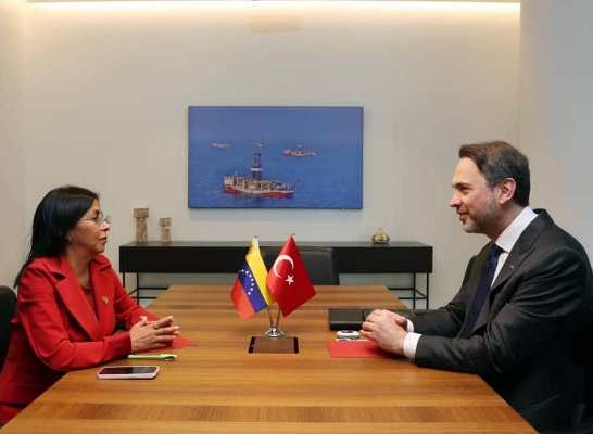 Turquía y Venezuela acuerdan «pasos concretos» para cooperar en el sector de la energía