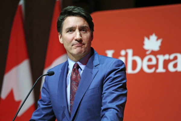 Trudeau anuncia que EE.UU. suspende por 30 días los aranceles a Canadá