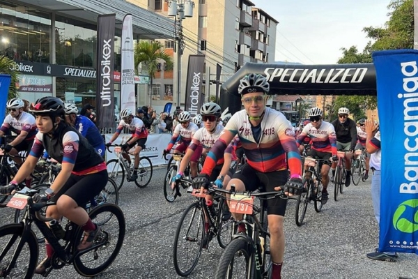 Gran Fondo Collado del Cóndor hace historia en el ciclismo nacional